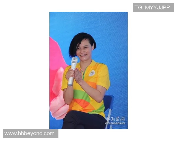 杨娜独家分享：飞盘运动技巧与心得体会全解析